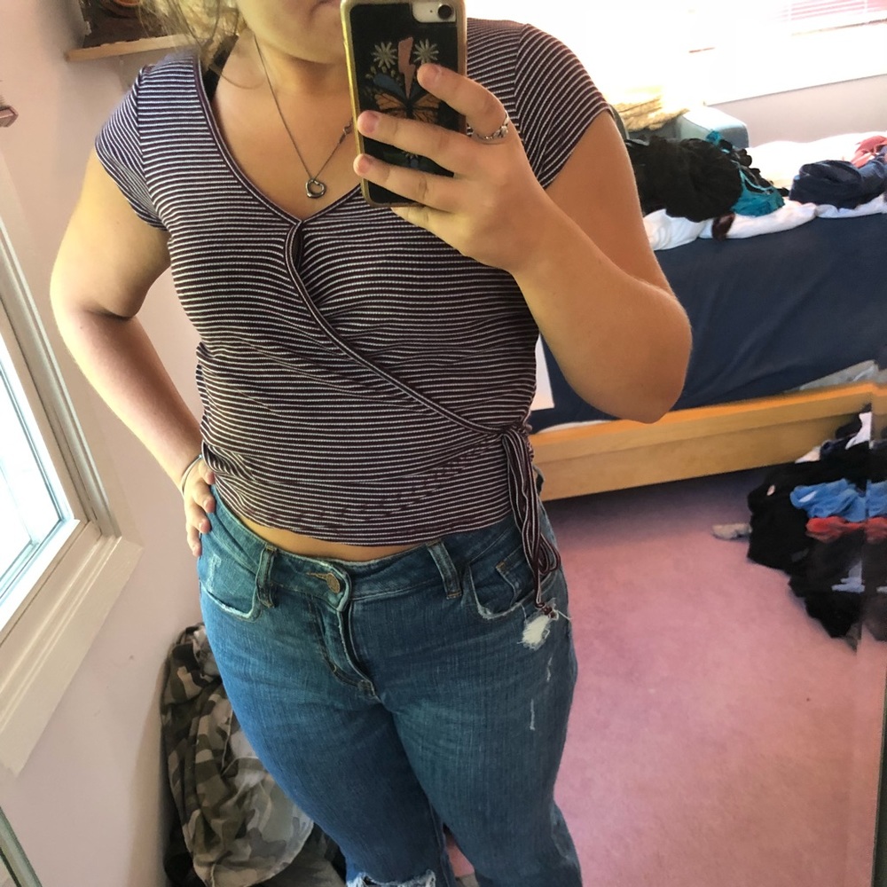 HIP cross top